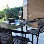 아파트 2 Pieces Climatise Terrasse Et Jardin Bella Cap Esterel Raphael *