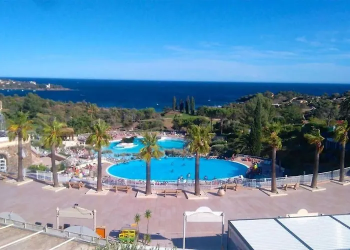 2 Pieces Climatise Terrasse Et Jardin Bella Cap Esterel Raphael Сен-Рафаэль